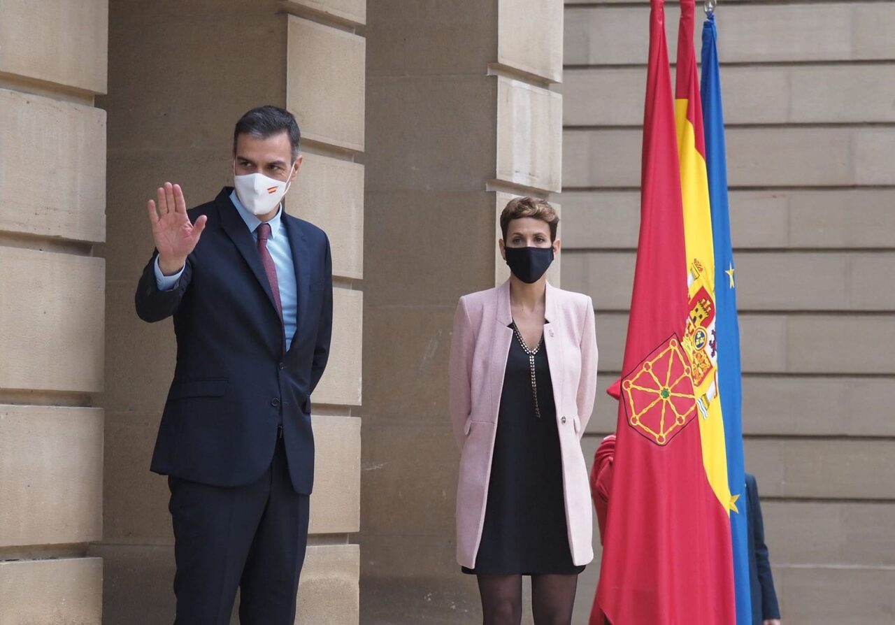El presidente del Gobierno de España, Pedro Sánchez, y la presidenta del Gobierno de Navarra, María Chivite. | Europa Press