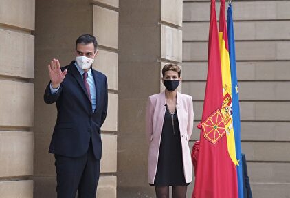El presidente del Gobierno de España, Pedro Sánchez, y la presidenta del Gobierno de Navarra, María Chivite. | Europa Press