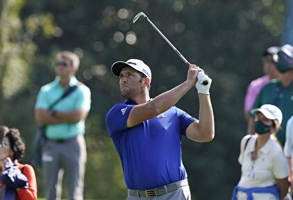 Jon Rahm, durante la tercera jornada del Masters de Augusta. | EFE