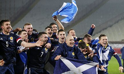 Los jugadores de Escocia celebran la clasificación para la Eurocopa 2021. | EFE
