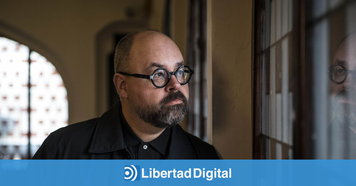 File:Carlos Ruiz Zafón (Feria del Libro de Madrid, 6 de junio de