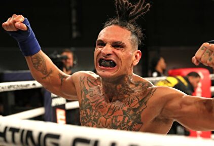 El K.O. más rápido en la historia del boxeo sin guantes: le hace besar la lona en 3 segundos