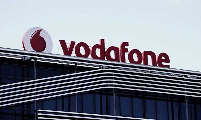 Logo de Vodafone en las oficinas de la compañía en Madrid. | Europa Press