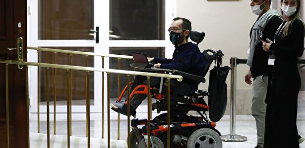 Pablo Echenique antes de participar en la Junta de Portavoces del Congreso. | EFE