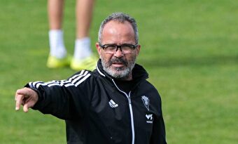 Álvaro Cervera, entrenador del Cádiz. | EFE/Archivo