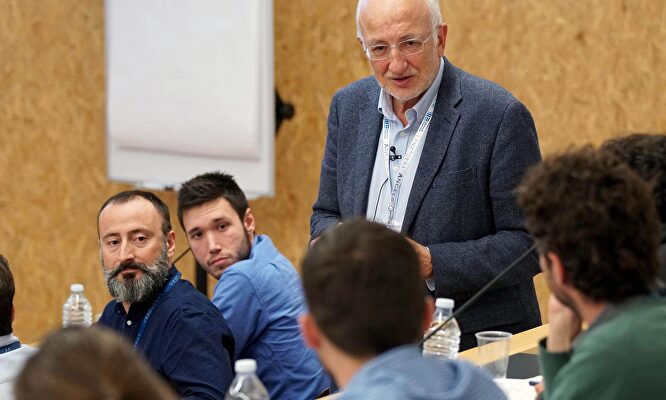 Juan Roig, impulsor de Lanzadera, en una sesión con emprendedores. | Europa Press