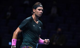 Rafa Nadal celebra su victoria ante Tsitsipas en las Finales ATP de Londres. | EFE