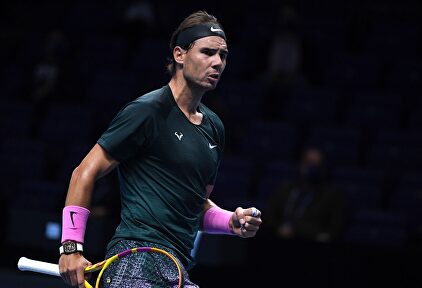 Rafa Nadal celebra su victoria ante Tsitsipas en las Finales ATP de Londres. | EFE