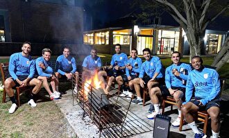 Brote de contagios en la selección uruguaya de fútbol tras un 'asado'. | Twitter: @LTorreira34