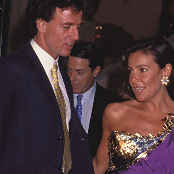 Ana Obregón vestida de Versace en 1990. | Gtres