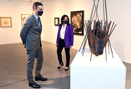 Sánchez anuncia la aprobación del plan de vacunación en un nuevo acto propagandístico sin preguntas