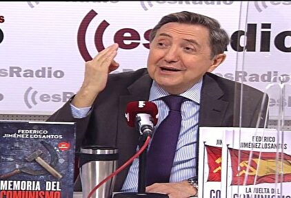 Crónica Rosa: Los intereses detrás del comienzo de la guerra entre Kiko Rivera y Pantoja