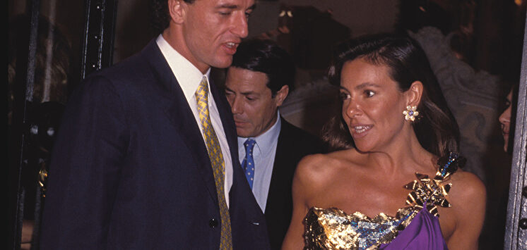 Ana Obregón vestida de Versace en 1990. | Gtres