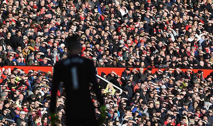 El público volverá a los estadios ingleses a partir del 2 de diciembre. | EFE
