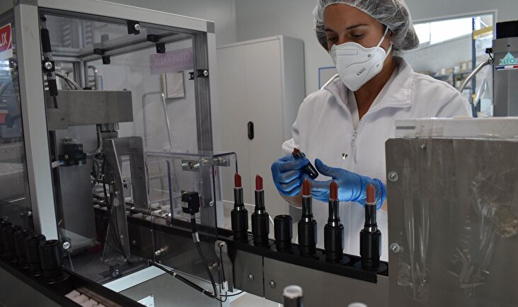 Línea de producción de Wecolors en Vilassar de Dalt, Barcelona. | Mercadona