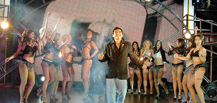 La turbulenta vida de Maradona: seductor de mujeres, padre de 11 hijos y adicto confeso