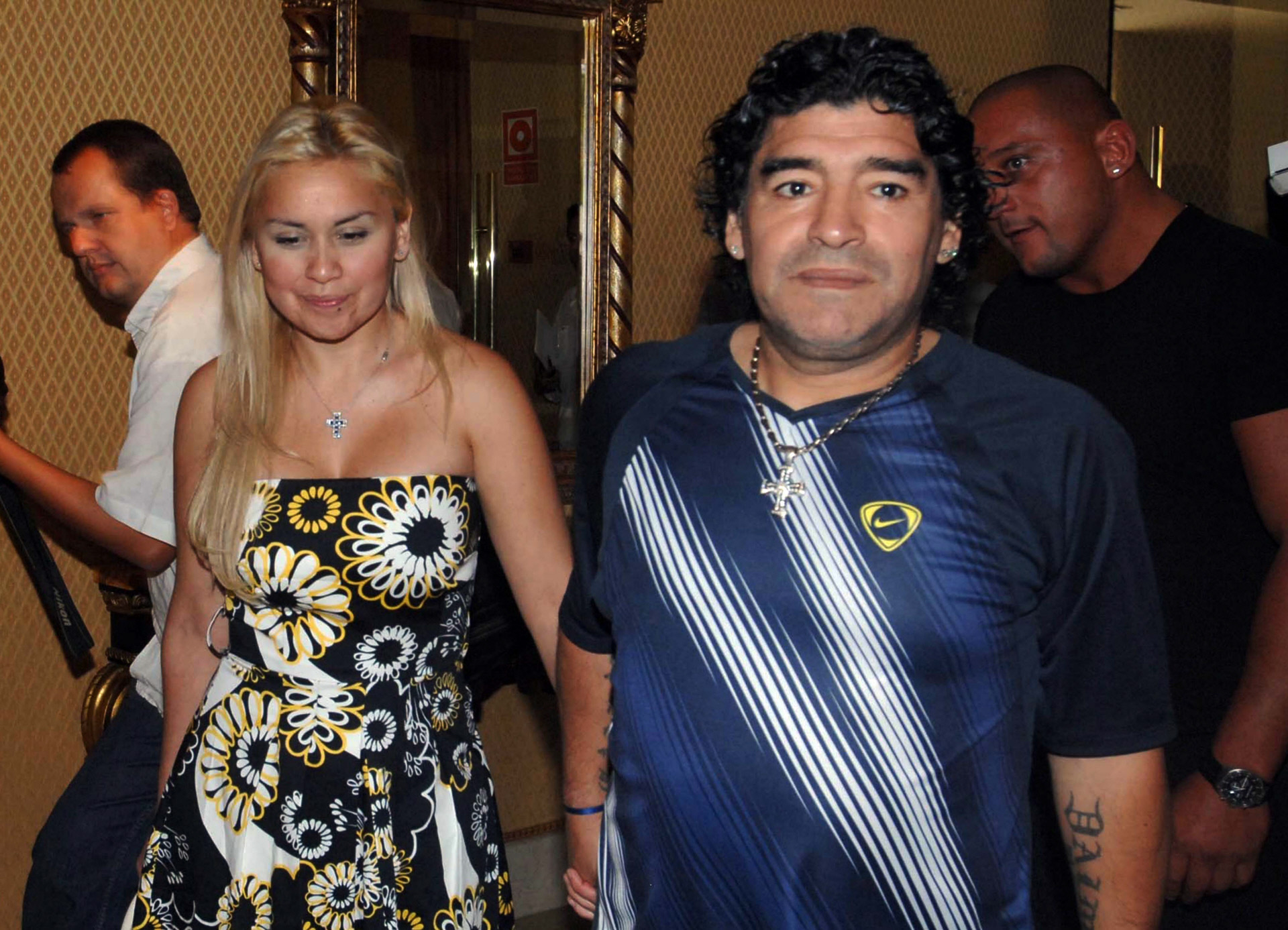 Caramelo Tom Audreath silencio La turbulenta vida de Maradona: seductor de mujeres, padre de 11 hijos y  adicto confeso - Chic