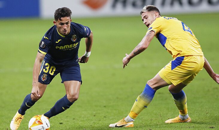 Yeremi Pino, en acción ante el Maccabi de Tel Aviv. | EFE