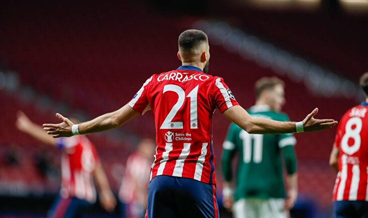Yannick Carrasco, atascado sin nueve referencia. | Cordon Press