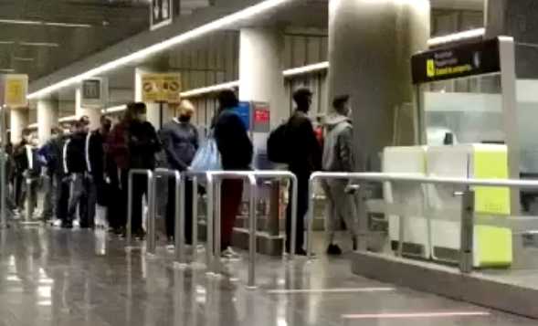 aeropuerto-granada-inmigrantes-video.jpg