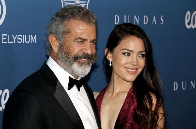 pasión - Mel Gibson planea la secuela de 'La pasión de Cristo' Mel-gibson-rosalind-ross