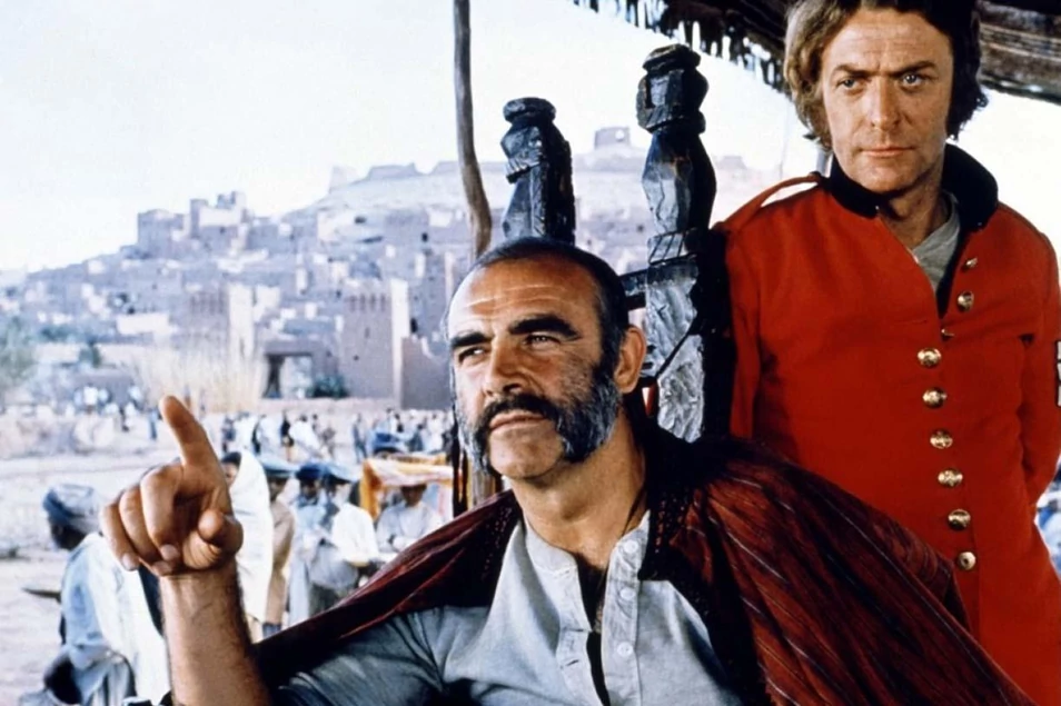 En recuerdo de Sean Connery, el hombre que reinó Hombre-reinar-connery-caine.jpg