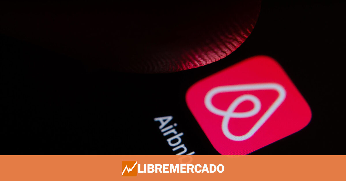 Airbnb perdió 4.585 millones en 2020, su primer año cotizando en Wall Street Libre Mercado