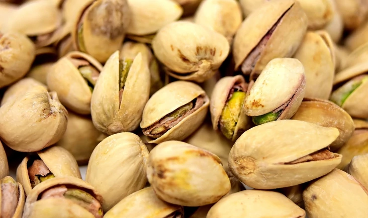 Los pistachos conquistan a los inversores y la superficie de cultivo se dispara en España Pistachios-32236101920.jpg