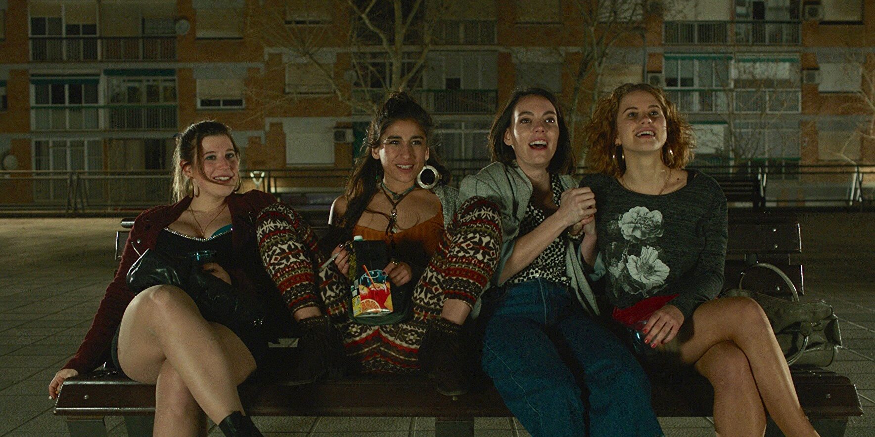 Es Cine: Maligno, Chavalas, After y las series para este otoño - Vimarsana News