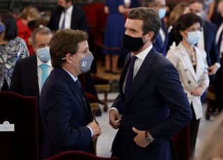 pablo-casado-jose-luis-martinez-almeida-pp-mascarilla.jpg