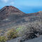 El Teneguía es un cono volcánico prácticamente perfecto, cercano al mar y que alcanza los 431 metros de altura en su punto más elevado.
