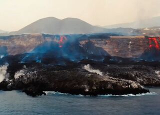 lava-volcan-mar-041021.jpg