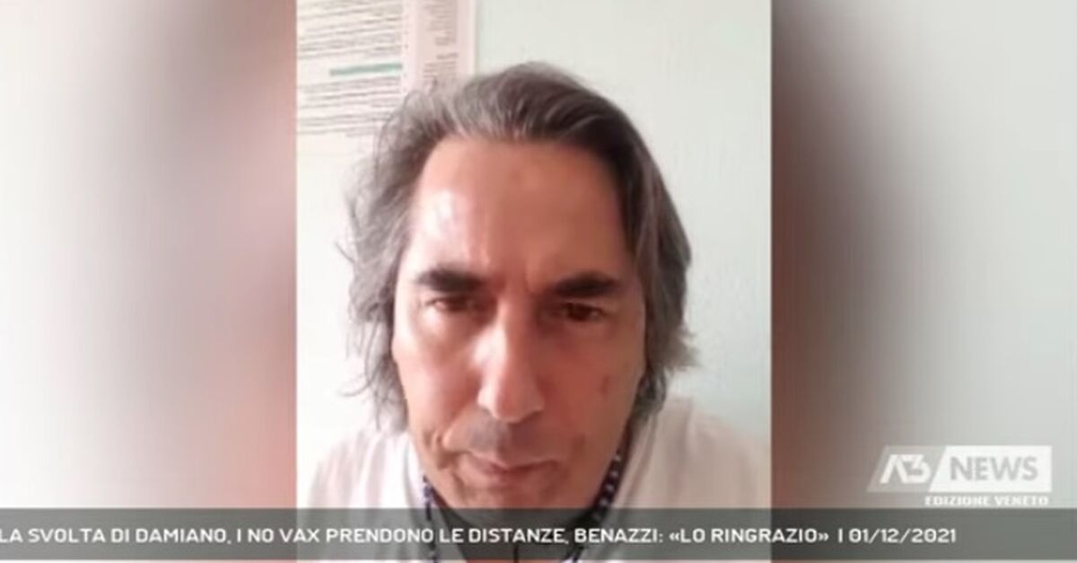 The leader of the anti-vaccines of Italy is infected and from the hospital asks “to follow the science”