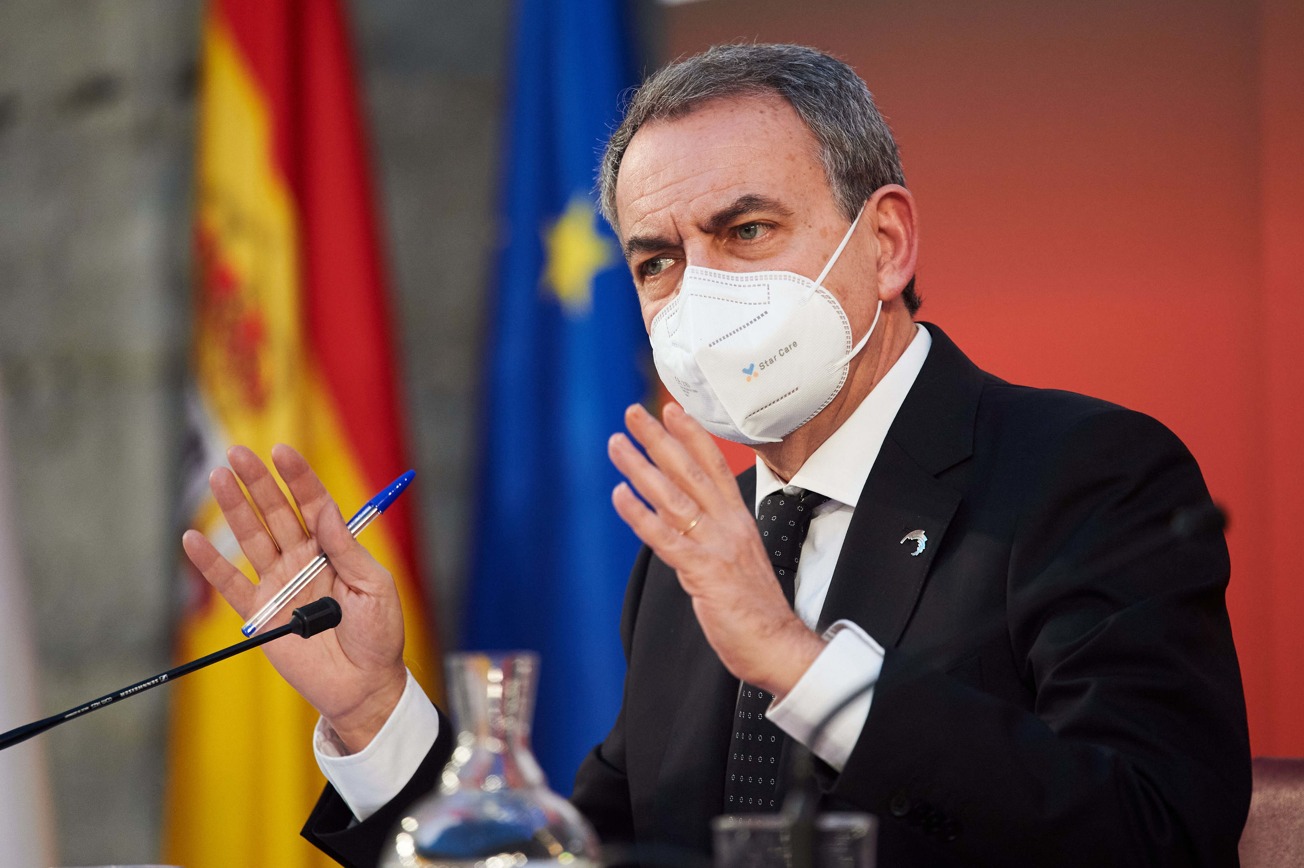 La República de los Tonnntos: Zapatero, que dejó un 21,5% de paro, hablando de reforma laboral