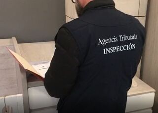inspector-de-la-agencia-tributaria.jpg