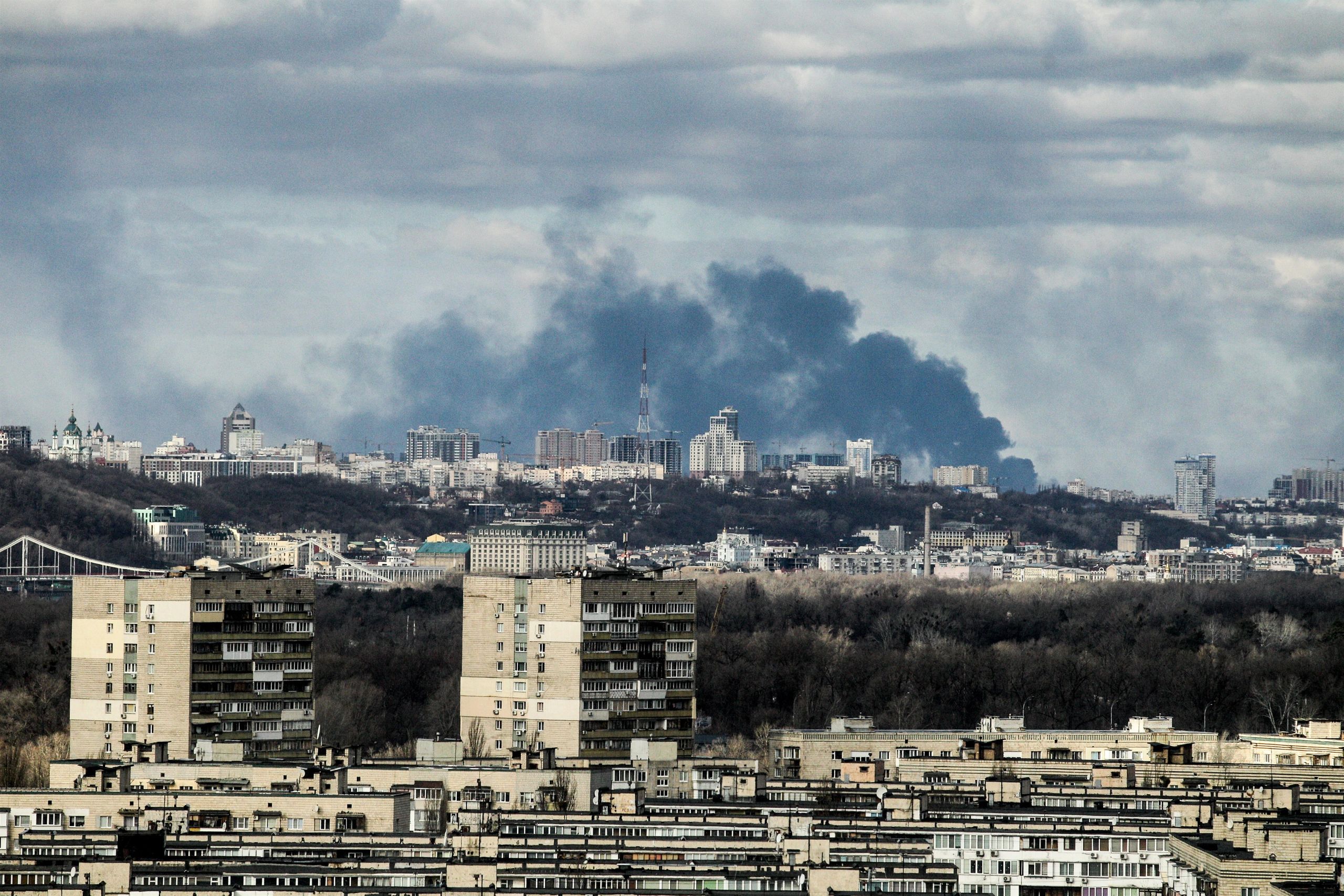 Взрывы в киеве сегодня последние. Города Украины. Киев до войны. Киев в руинах.