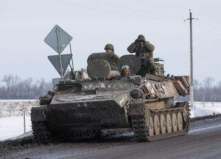 guerra-ucrania-rusia-tanque-ruso-2022.jpg