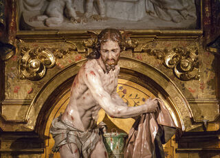jesus-flagelado-recogiendo-las-vestiduras-iglesia-de-la-clerecia-salamanca.jpg