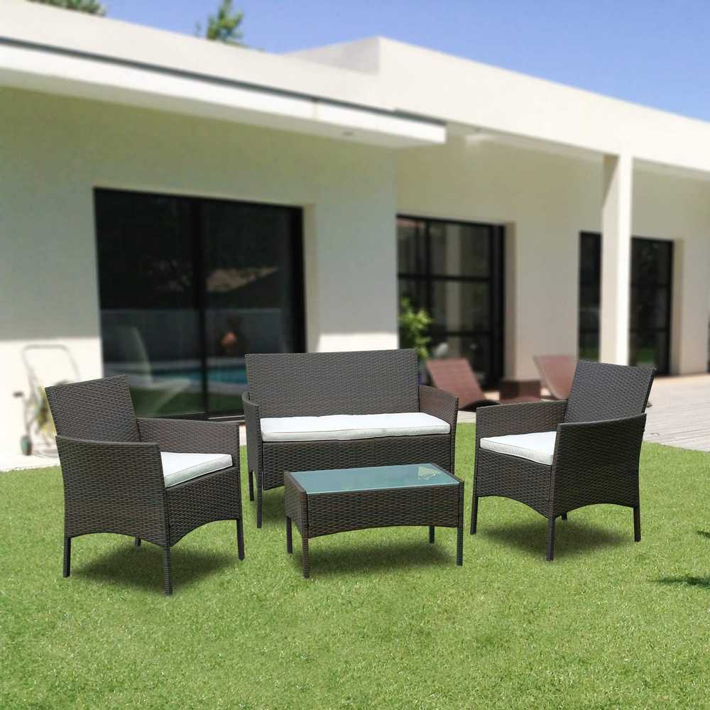 La silla de ratán será el mueble ideal para amueblar tu terraza o jardín