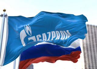 gazprom-rusia-bandera-logo-gas-natural.jpg