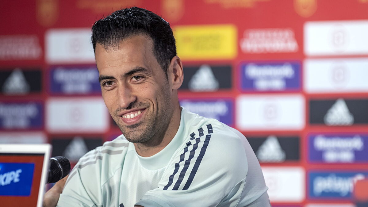 Sergio Busquets anuncia su retirada del fútbol profesional