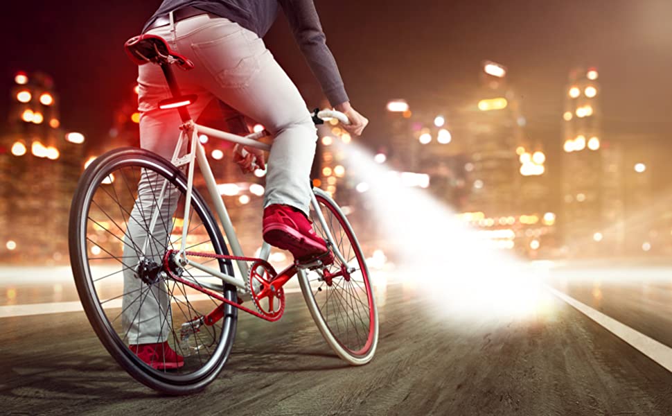 Pedalea seguro de noche con las mejores luces para bicicleta