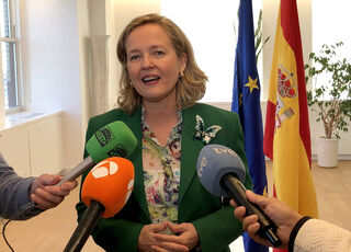 vicepresidenta-espanola-minimiza-diferencia-de-previsiones-de-crecimiento.jpg