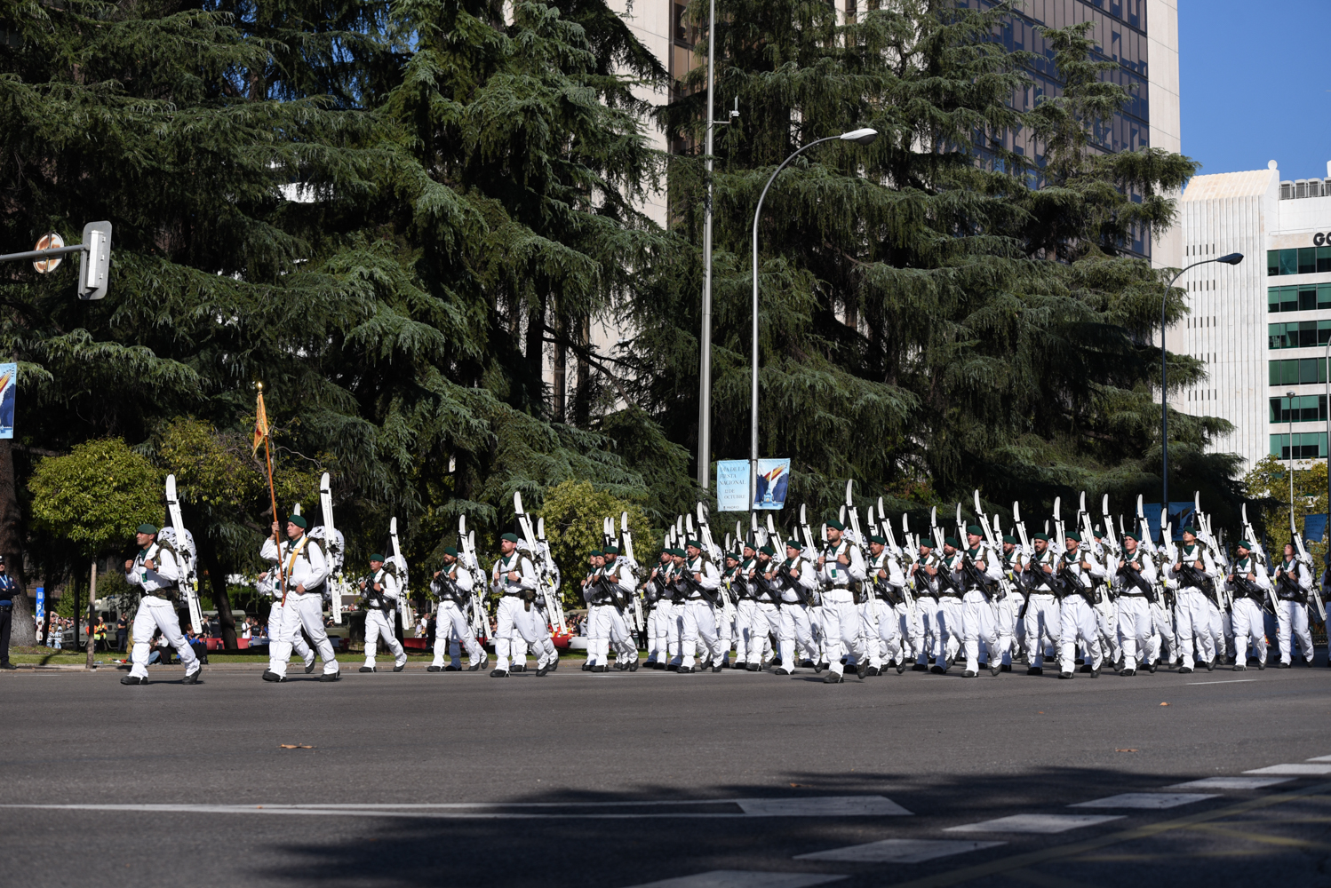 Desfile de las Fuerzas Armadas por el día de la Fiesta Nacional, en