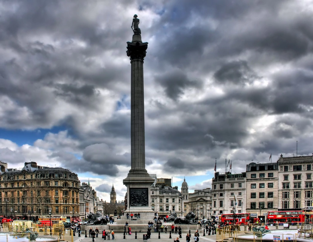 Las 15 plazas con mayor encanto de Europa Londres-inglaterra-trafalgar-square.jpg