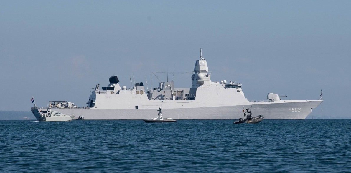 Tensión en el Báltico entre cazas de combate rusos y fragatas de la OTAN