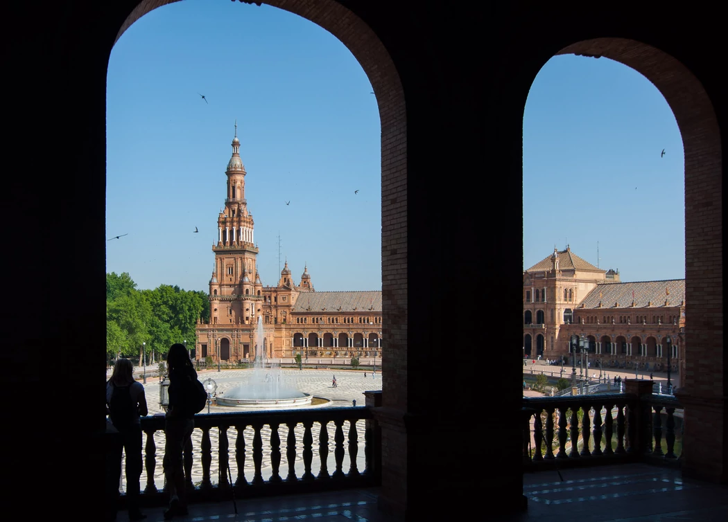 La Plaza de España de Sevilla, uno de los monumentos más impresionantes de Europa Plaza-espana-sevilla01.jpg