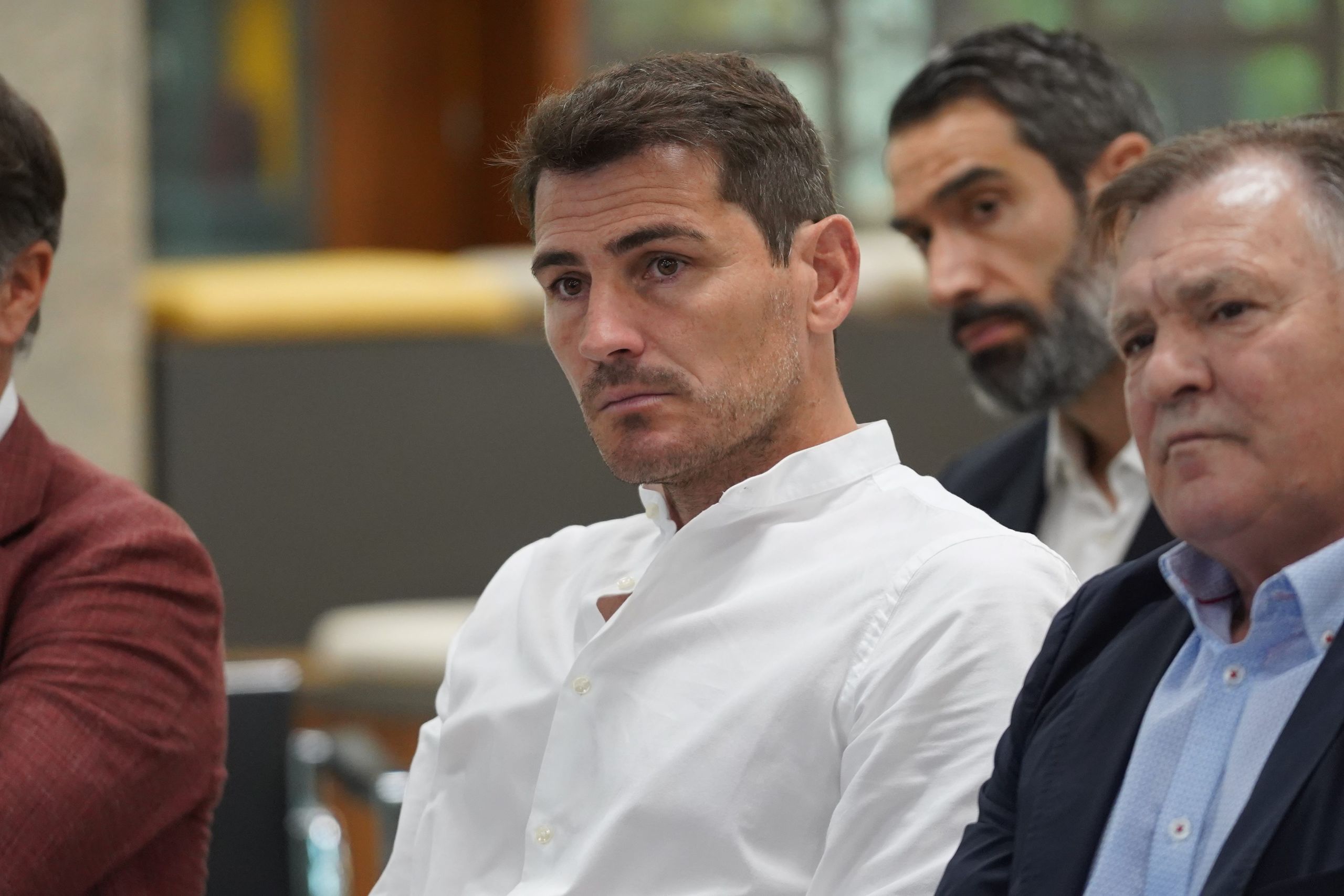 Iker Casillas:  "Tirar por la borda una etapa maravillosa de España me parece asqueroso"