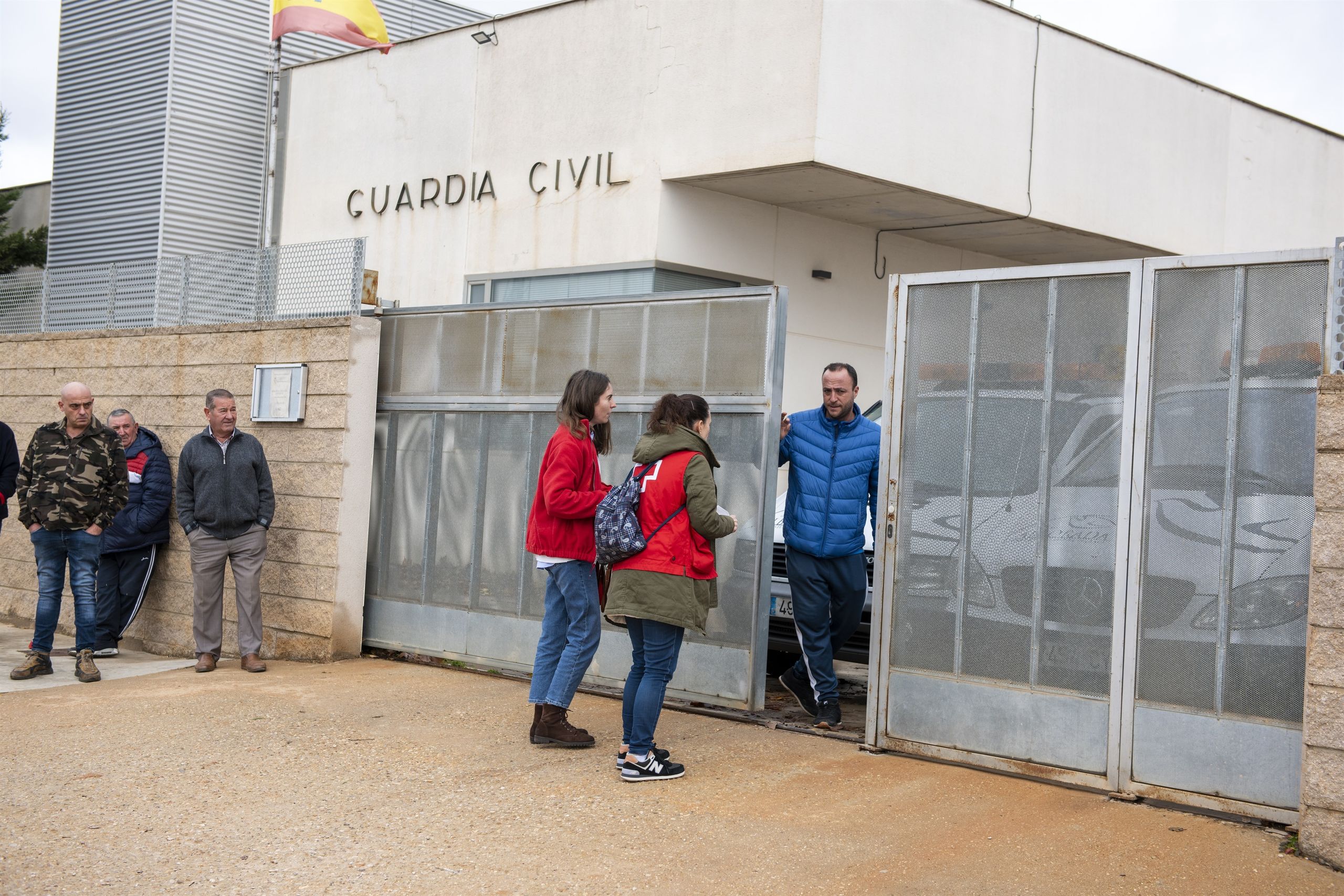 La guardia civil que mató a tiros a sus hijas quería llevárselas a Algeciras, pero su exmarido se oponía