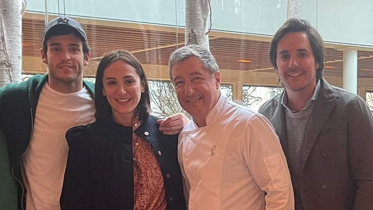 Hugo Arévalo ¿invitado Inesperado A La Fiesta De Juan Carlos Chic 6829